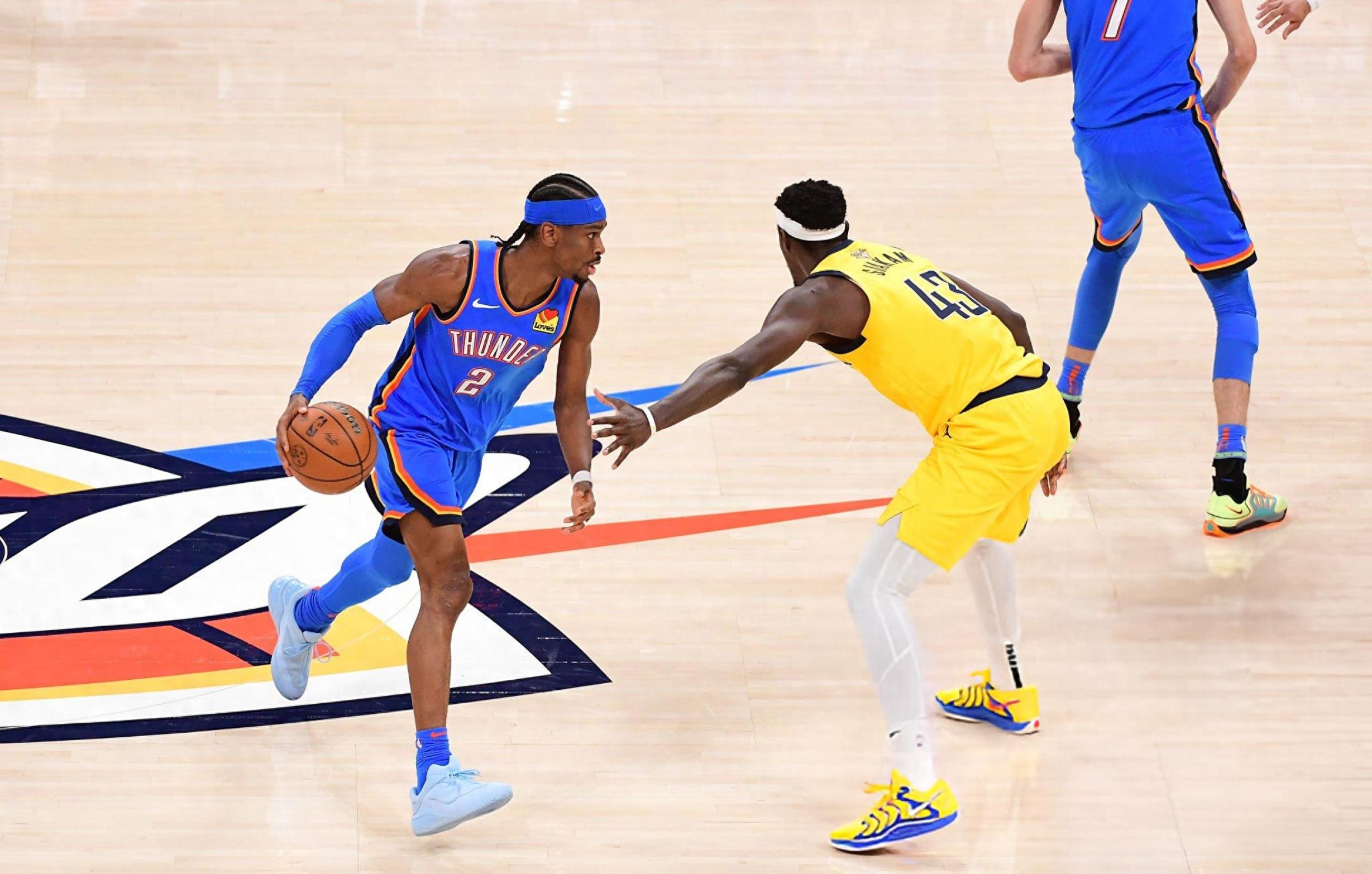 爱游戏-关于关键时刻体能课后，洛杉矶快船队长鼓劲备战NBA总决赛，信心回归，身体对抗强度拉满的信息