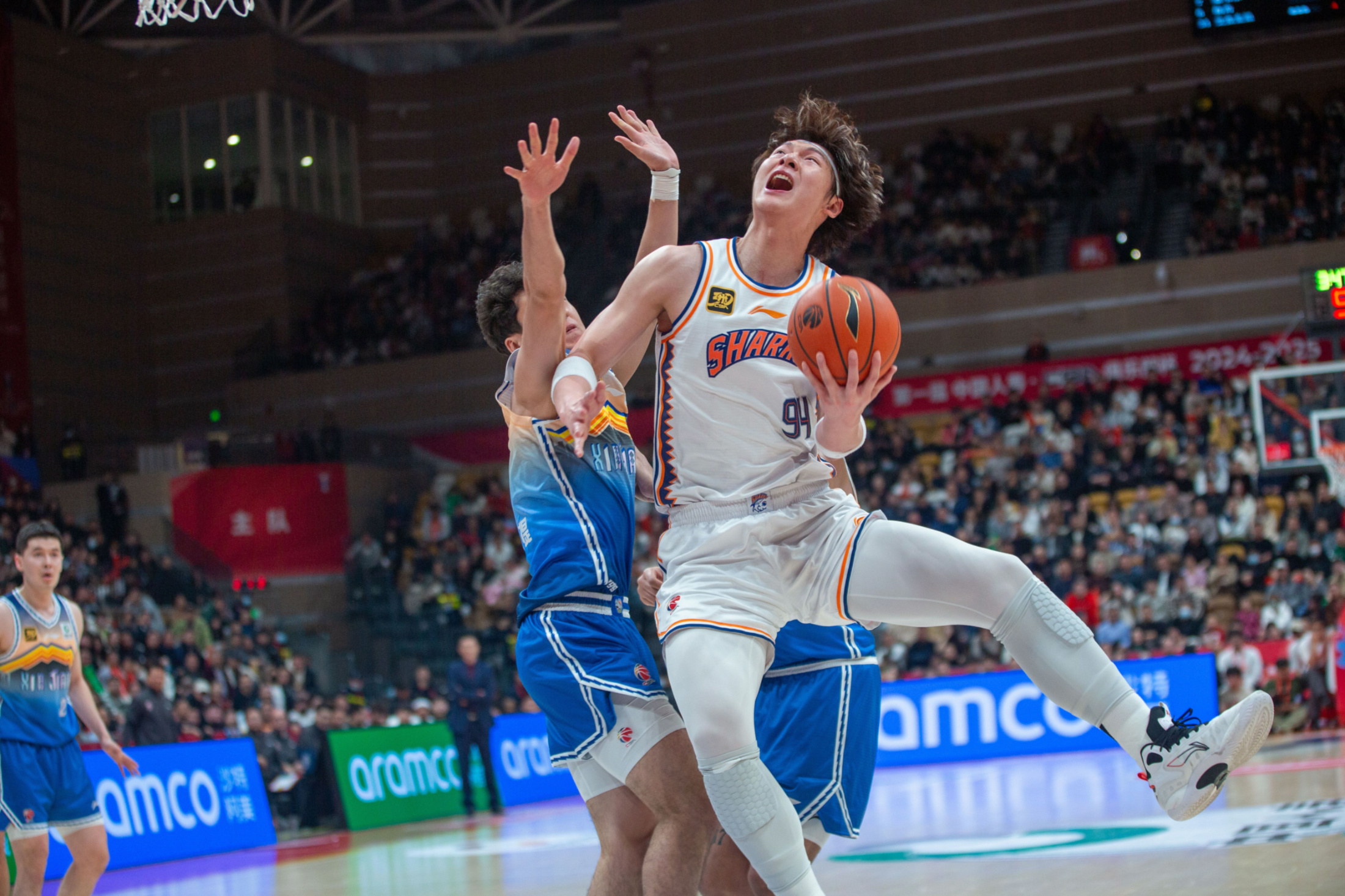 ayx-关于风云突变！曼联今晨篮板制胜；CBA常规赛版图或变；话题不断；团队化学反应显著的信息