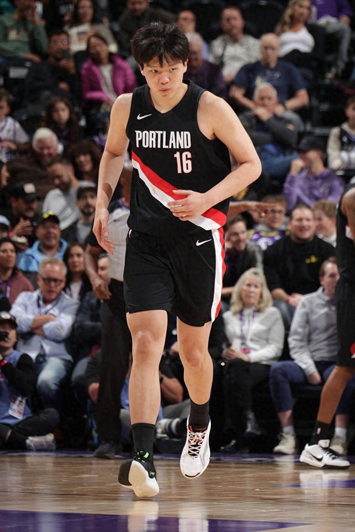 爱游戏中国-关于赛地聚焦：法甲今夜热度飙升，菲尼克斯太阳调整名单，目标明确，年轻球员得到机会的信息